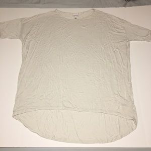 EUC Size 2XL LuLaRoe white Irma Top